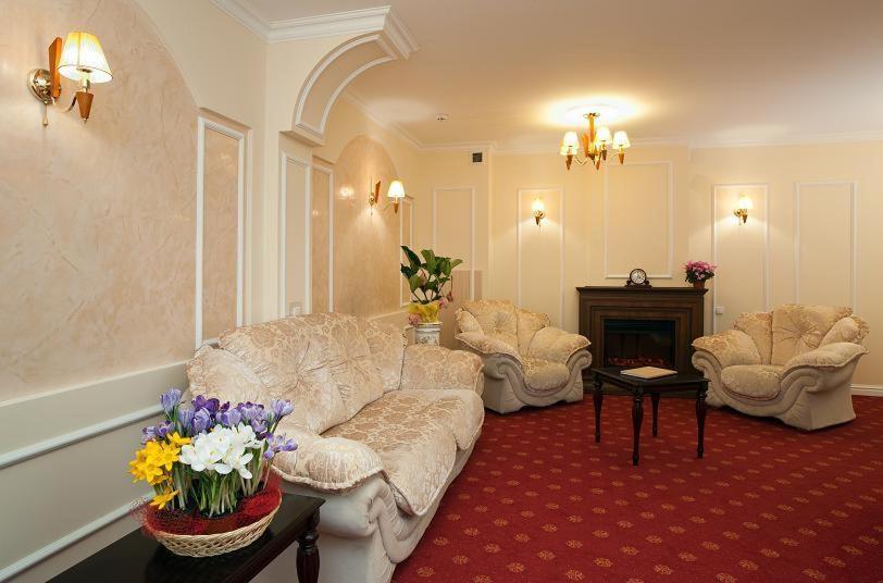 קייב 7 Sky Hotel Klinicheskaya Street מראה חיצוני תמונה
