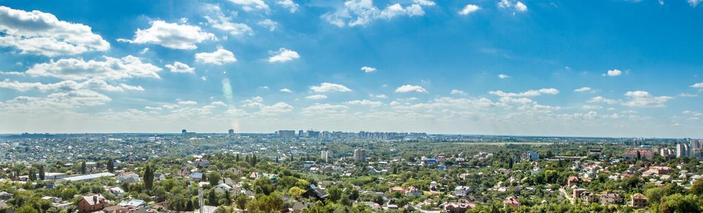 קייב 7 Sky Hotel Klinicheskaya Street מראה חיצוני תמונה